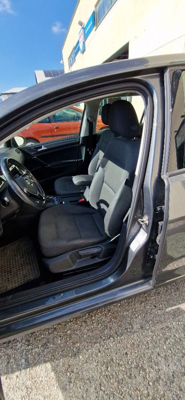 VOLKSWAGEN Golf usata, con Alzacristalli elettrici