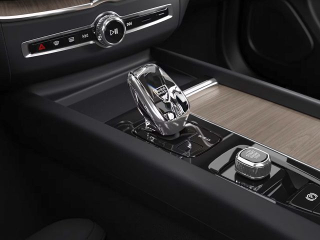 VOLVO XC60 usata, con Controllo trazione