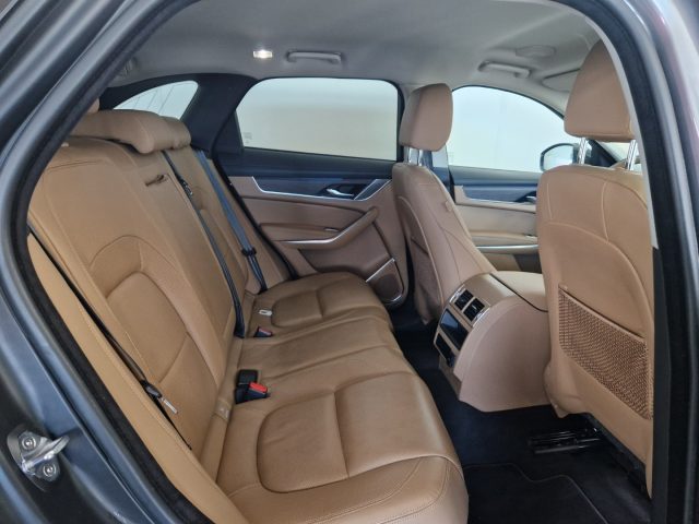 JAGUAR F-Pace usata, con Autoradio