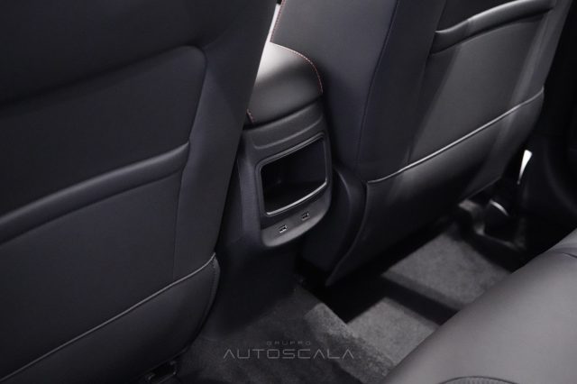 MG ZS usata 23