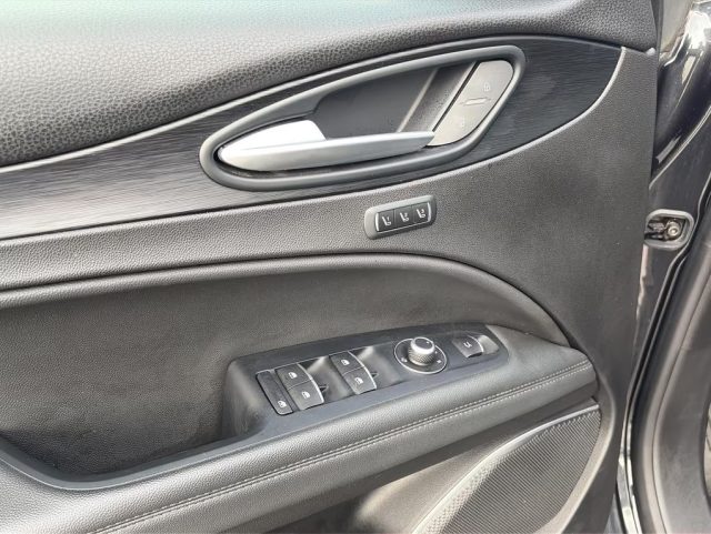 ALFA ROMEO Stelvio usata, con Controllo trazione