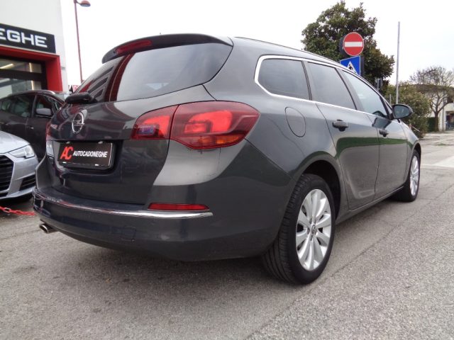 OPEL Astra usata, con Autoradio