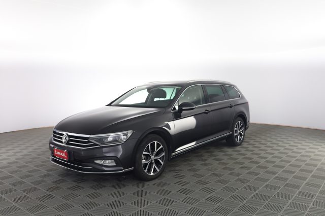 VOLKSWAGEN Passat usata 6
