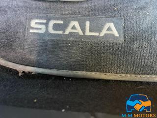 SKODA Scala usata, con Sensori di parcheggio posteriori