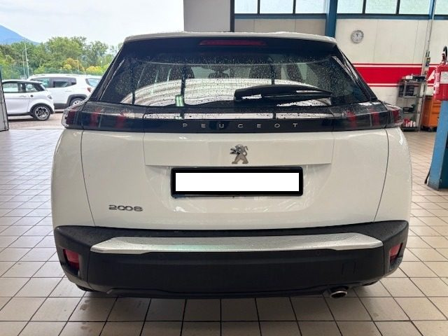 PEUGEOT 2008 usata, con Autoradio