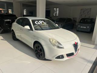 ALFA ROMEO Giulietta usata, con Airbag laterali