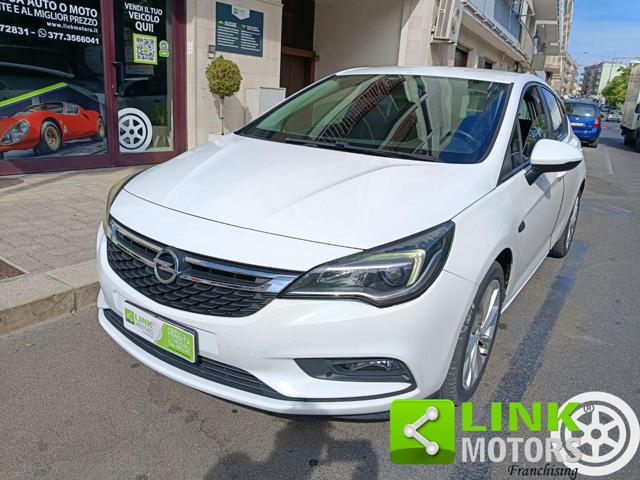 OPEL Astra usata, con Fendinebbia