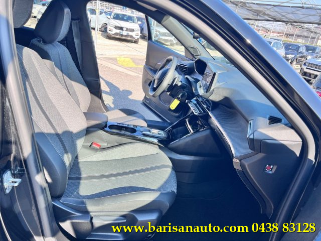 PEUGEOT 2008 usata, con Autoradio