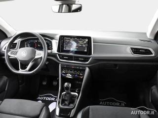 VOLKSWAGEN T-Roc usata, con USB