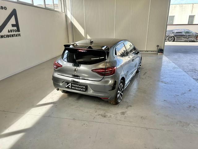 RENAULT Clio usata, con Boardcomputer