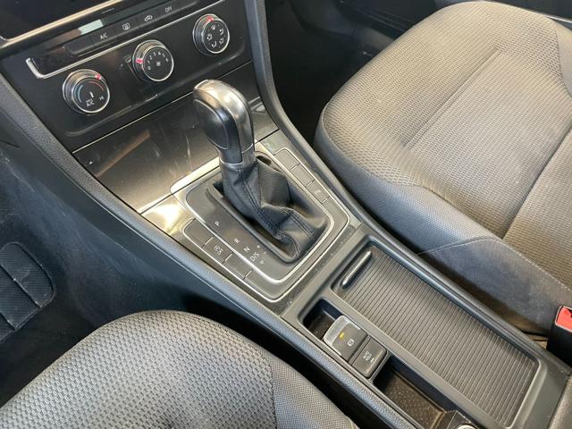 VOLKSWAGEN Golf usata, con Park Distance Control