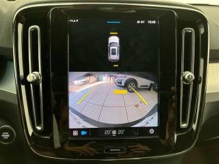 VOLVO XC40 usata, con Autoradio digitale