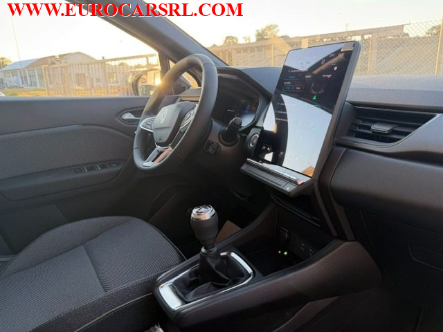 RENAULT Captur usata, con Freno di stazionamento elettrico