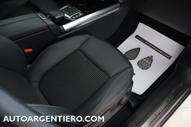 MERCEDES-BENZ GLA 200 usata, con Controllo vocale