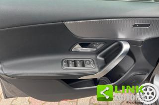MERCEDES-BENZ A 200 usata, con Touch screen