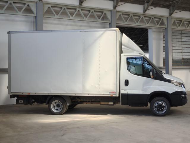 IVECO Daily usata, con Cruise Control