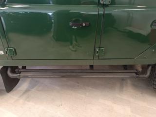 LAND ROVER Defender usata, con Sedile posteriore sdoppiato