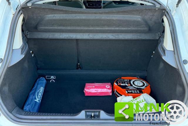 RENAULT Clio usata, con Servosterzo