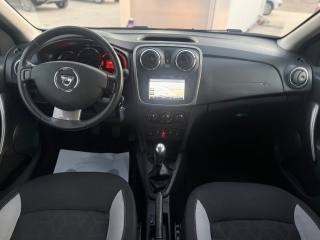 DACIA Sandero usata, con Specchietti laterali elettrici