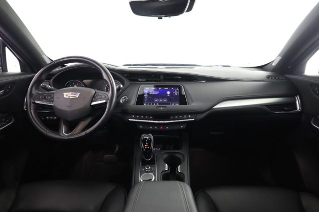 CADILLAC XT4 usata 5
