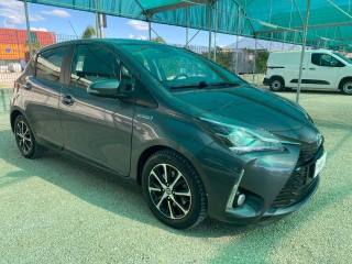 TOYOTA Yaris usata, con Autoradio
