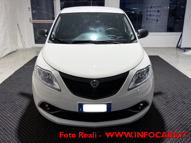 LANCIA Ypsilon usata, con Specchietti laterali elettrici