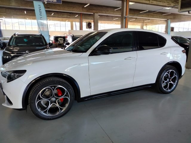 ALFA ROMEO Stelvio usata, con Autoradio