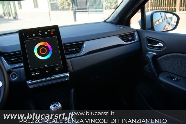 RENAULT Captur usata 8