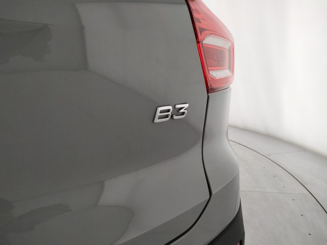 VOLVO XC40 usata, con Controllo elettronico della corsia