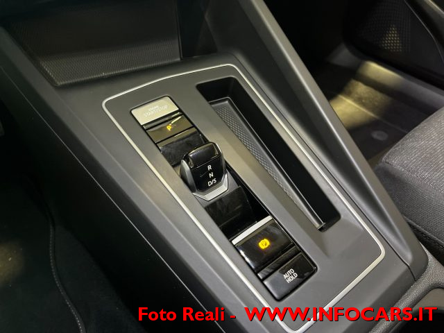 VOLKSWAGEN Golf usata, con Luci diurne LED