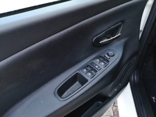 LANCIA Ypsilon usata, con Volante multifunzione