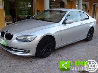 BMW 320 D. COUPE
