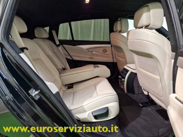 BMW 530 usata, con Luci diurne