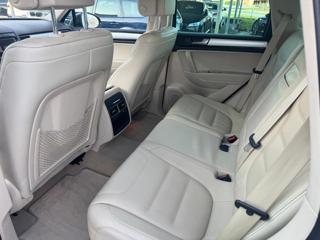 VOLKSWAGEN Touareg usata, con Fendinebbia