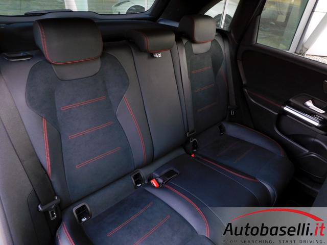 MERCEDES-BENZ B 180 usata, con Schermo multifunzione interamente digitale