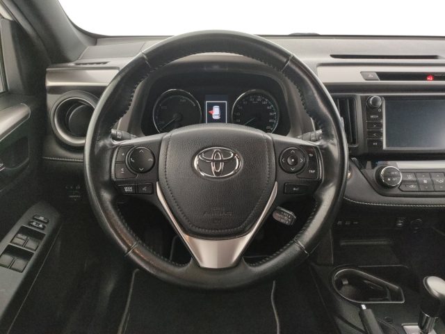 TOYOTA RAV 4 usata, con Sedile posteriore sdoppiato