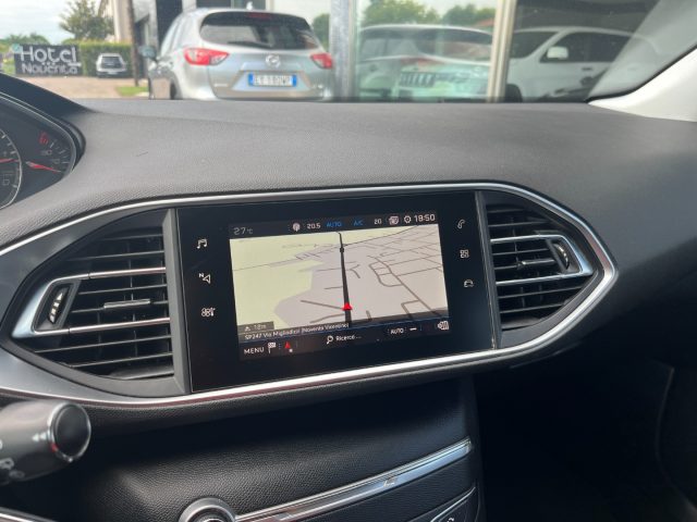 PEUGEOT 308 usata, con Cerchi in lega