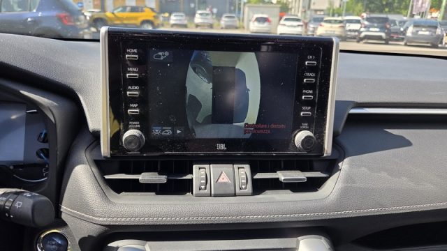 TOYOTA RAV 4 usata, con Sensori di parcheggio posteriori