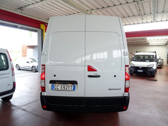 RENAULT Master usata, con Autoradio