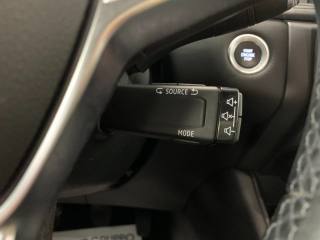 RENAULT Captur usata, con Sistema di navigazione