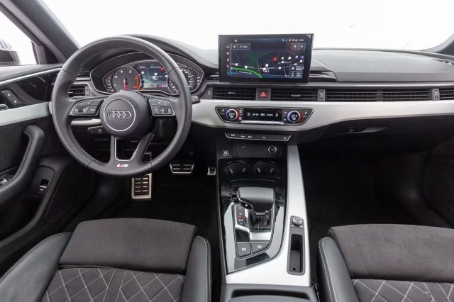 AUDI A4 usata, con Cerchi in lega
