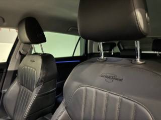 SKODA Superb usata, con Park Distance Control
