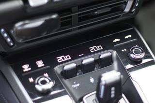 PORSCHE 911 usata, con USB