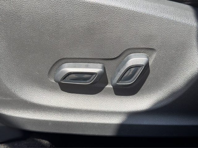 MG ZS usata 17