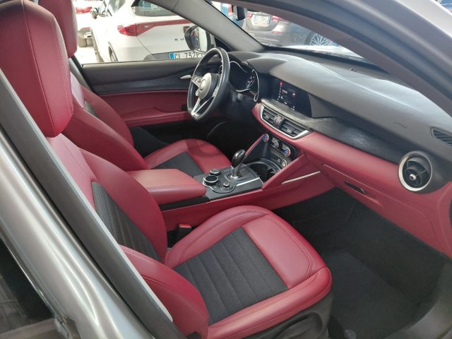 ALFA ROMEO Stelvio usata, con Fari direzionali