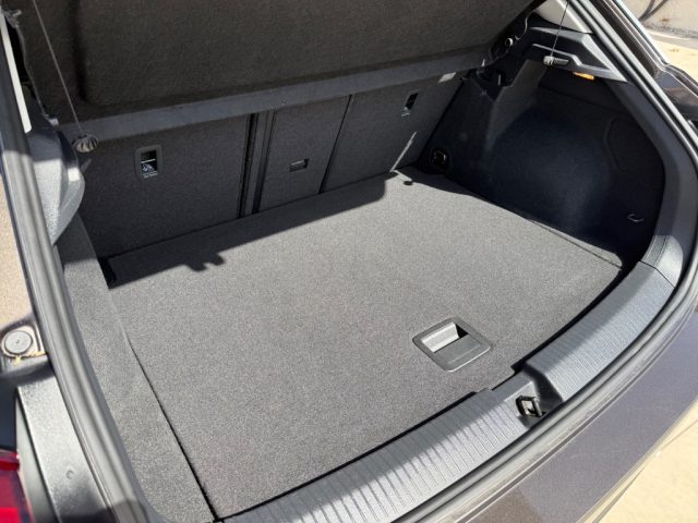 VOLKSWAGEN T-Roc usata, con Sensori di parcheggio posteriori
