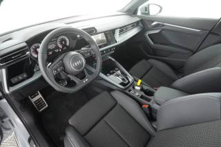 AUDI A3 A3 allstreet TFSI 110 kW S tronic Identity Contras