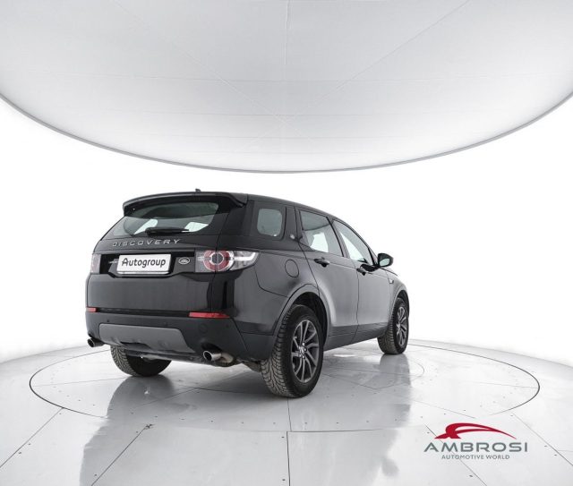 LAND ROVER Discovery Sport usata 2