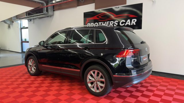 VOLKSWAGEN Tiguan usata, con Alzacristalli elettrici