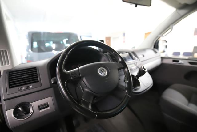 VOLKSWAGEN Multivan usata, con Gancio traino